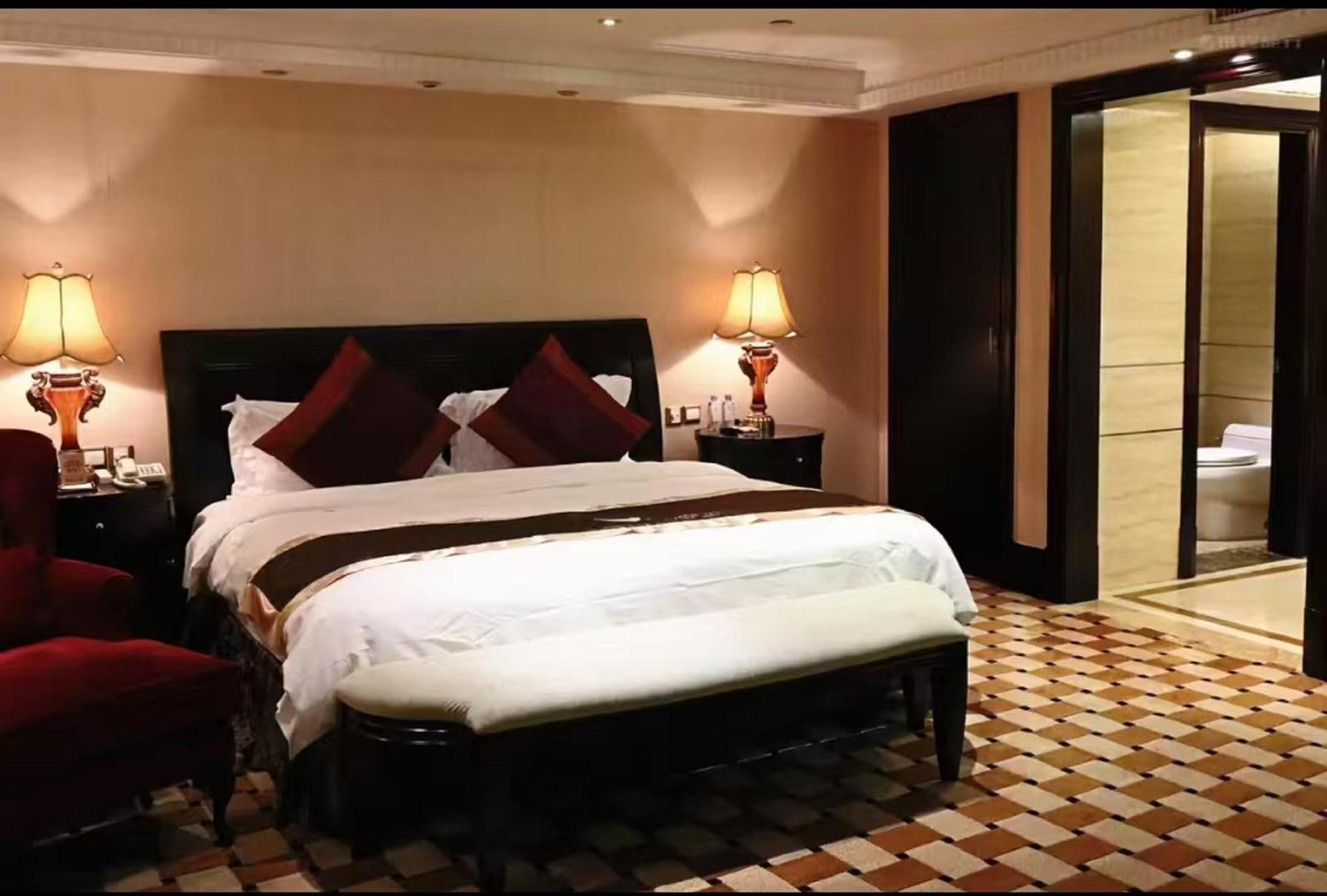 Royal Mediterranean Hotel Guangzhou Eksteriør bilde